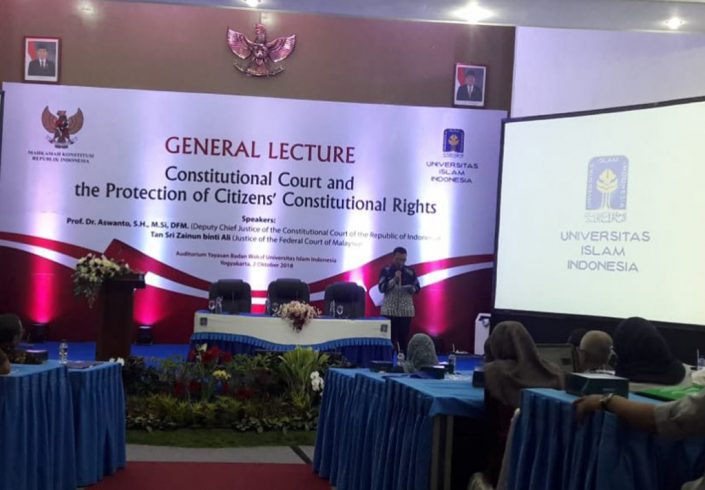 The Constitutional Court of the Republic of Indonesia and FH UII Successfully held a Generale Lecture with the theme Constitutional Court and The Protection Citizens ’Constitutional Rights