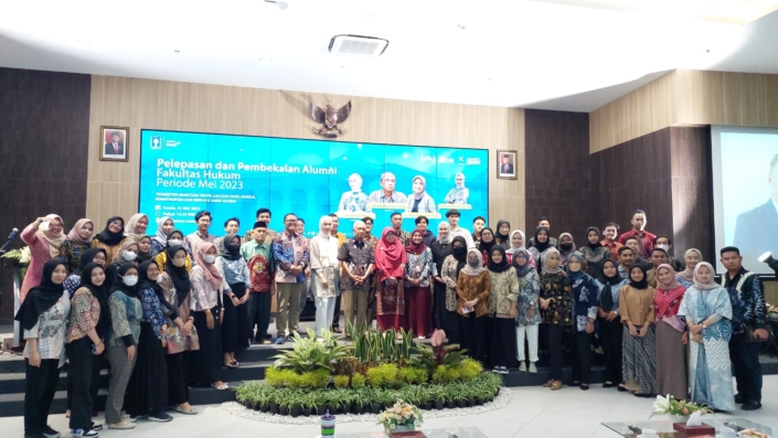 pelepasan alumni