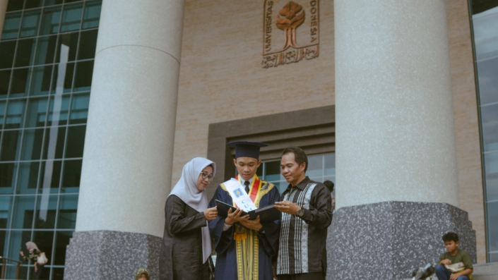 Irfan – Student Graduates in a Short Time Without a Thesis