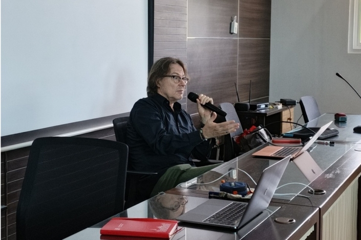 kuliah tamu prof stevan koos (1)