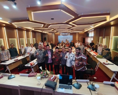 FH UII DAN SETJEN DPD RI GELAR FGD INVENTARISASI MATERI RUU EKONOMI SYARIAH