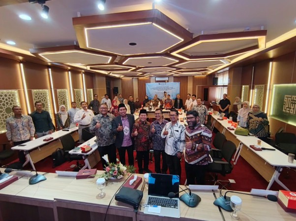FH UII DAN SETJEN DPD RI GELAR FGD INVENTARISASI MATERI RUU EKONOMI SYARIAH